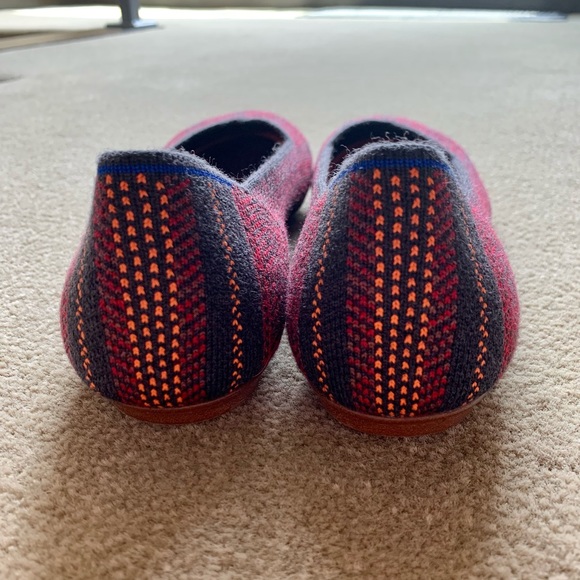 ❌SOLD❌ NEW Rothy’s Merino Bordeaux Flats Online Exclusive - Picture 4 of 9